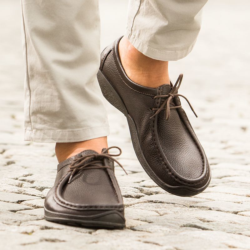 Conseils pour entretenir vos chaussures en cuir d´élan - JB Rodde