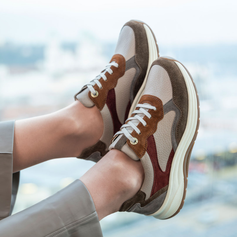 Quelles chaussures pour rester debout longtemps sans douleur ?