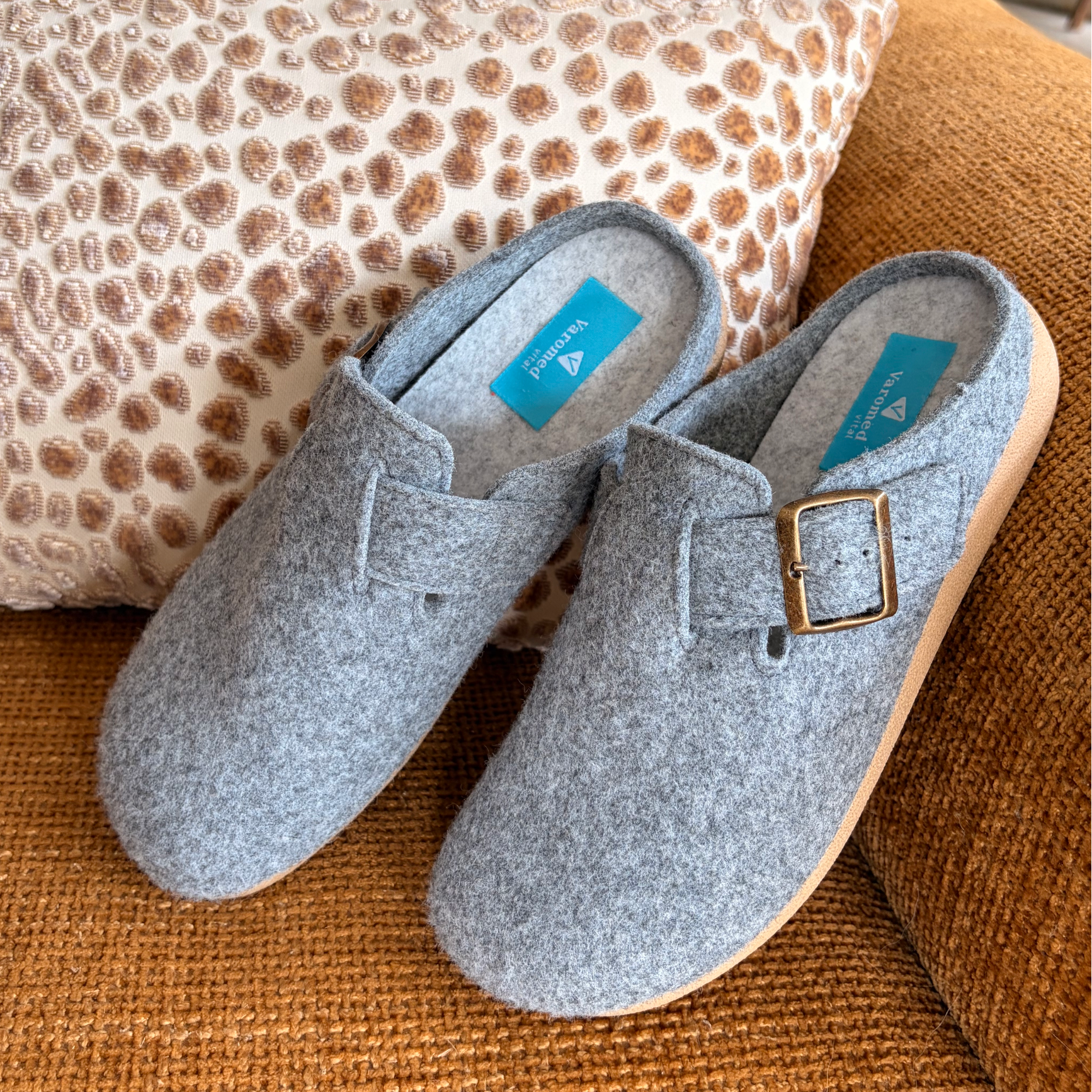 Chausson Femme Adalie Gris clair