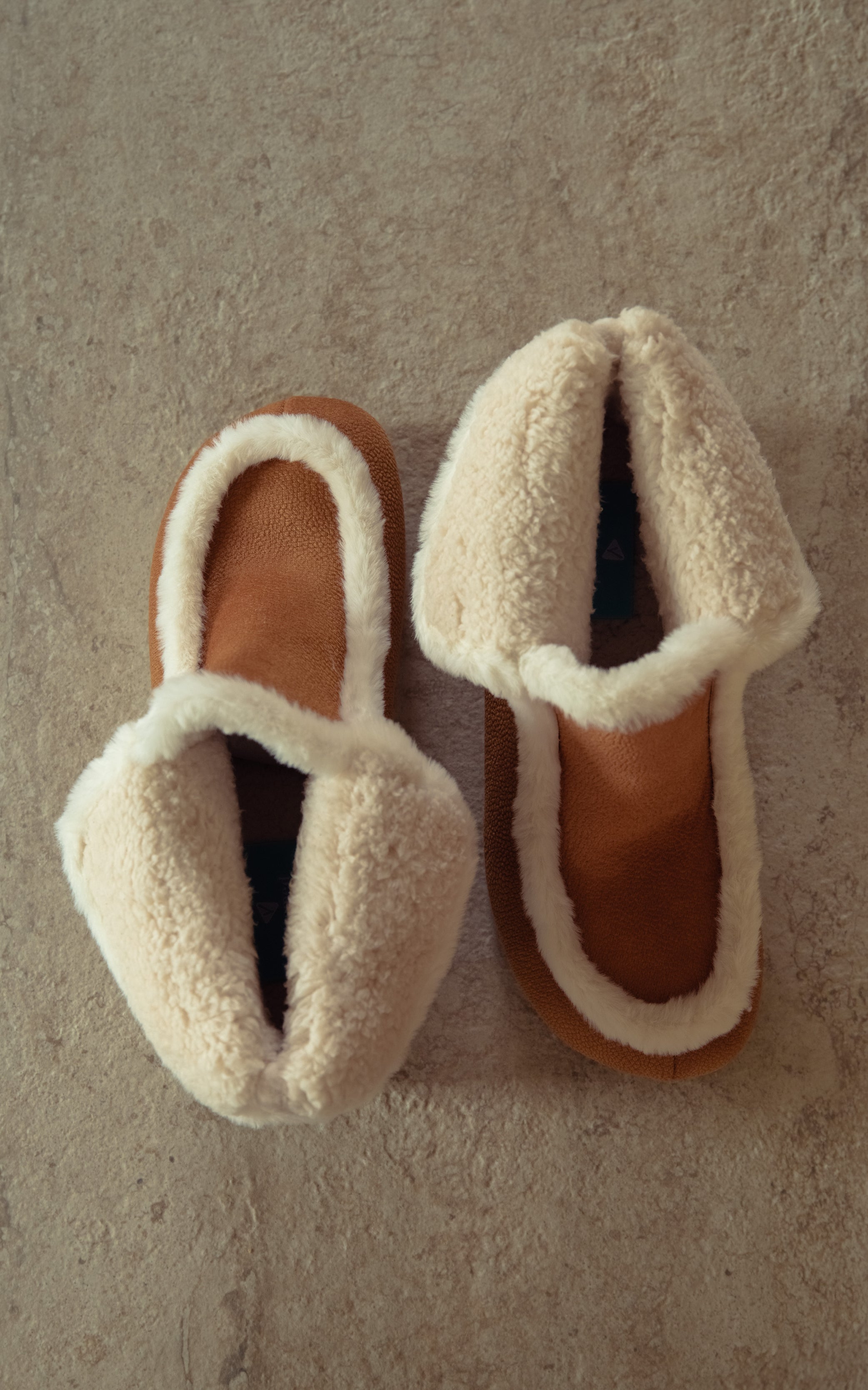 Slide_tel_chaussons1.jpg