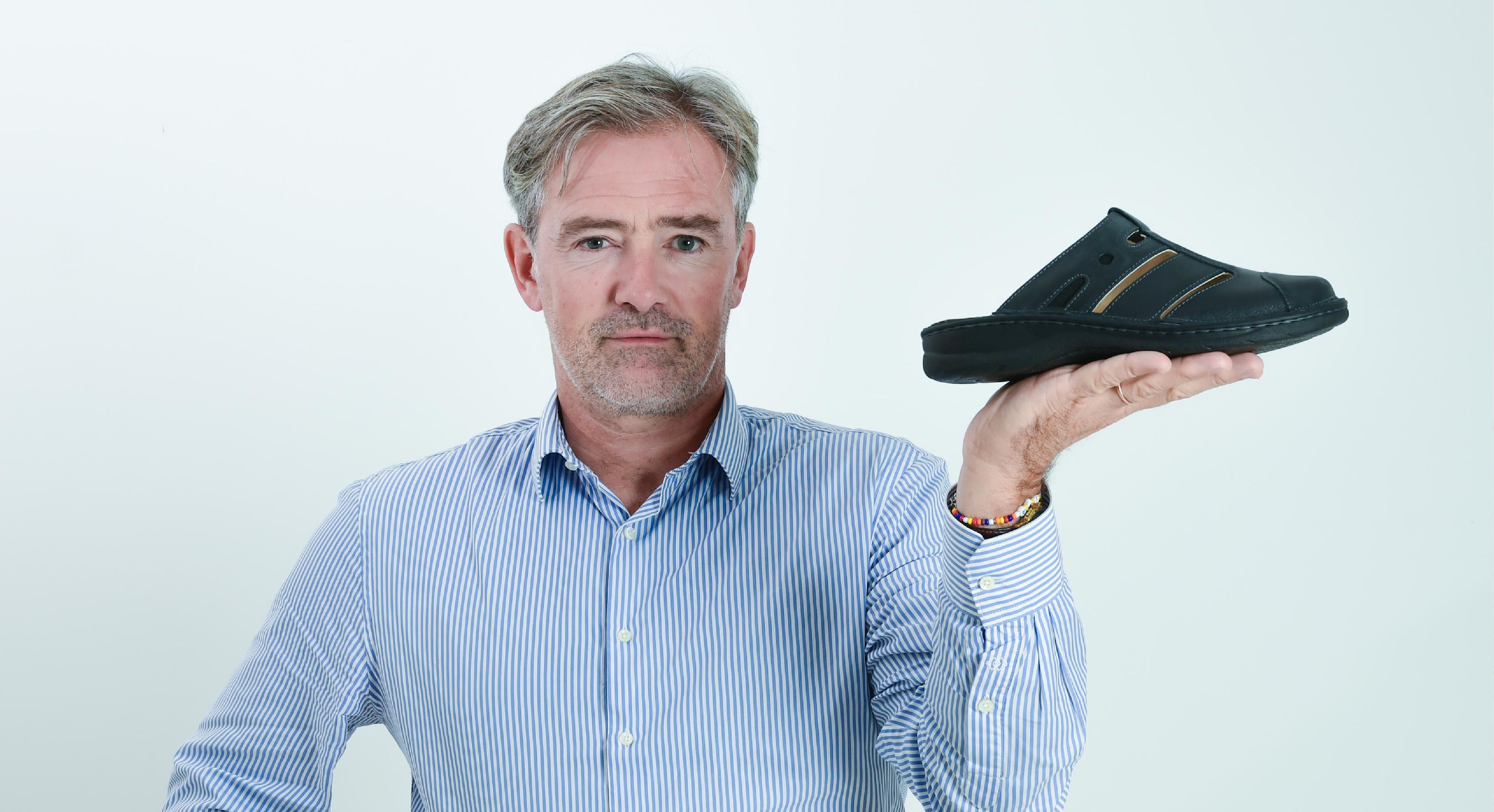 chaussons-homme-jbrodde.jpg